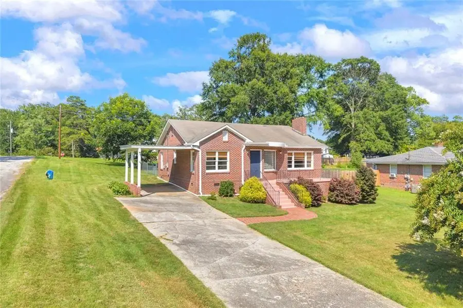 142 Ola Street, Toccoa, GA 30577 - #2