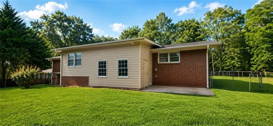 1156 E Fayetteville Road, Riverdale, GA 30296 - #3