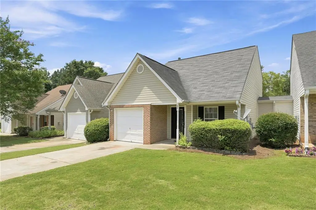 3055 Lakeside Circle, Covington, GA 30016 - #1