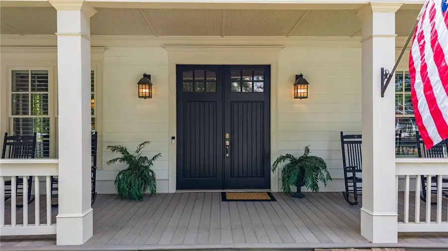 300 Horseshoe Bend, Statham, GA 30666 - #2