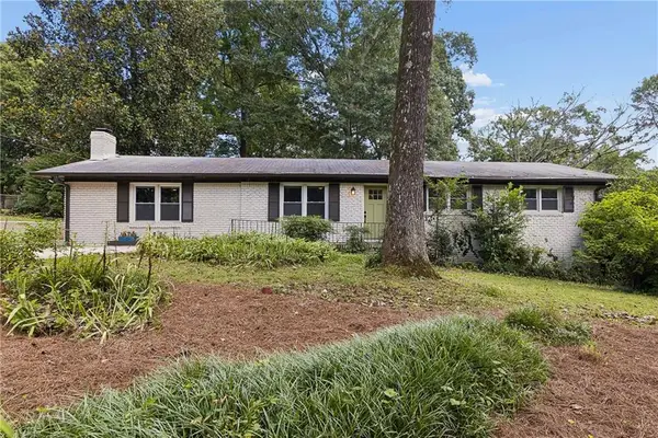 412 Derbyshire Drive, Stone Mountain, GA 30088