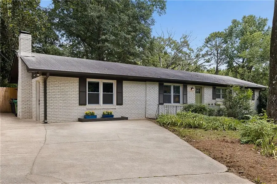412 Derbyshire Drive, Stone Mountain, GA 30088 - #2