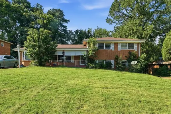 2914 Valley Ridge Drive, Decatur, GA 30032