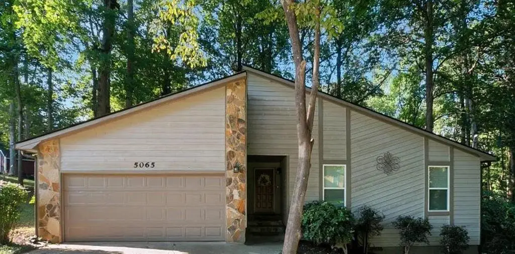 5065 Carole Place, Stone Mountain, GA 30087 - #1