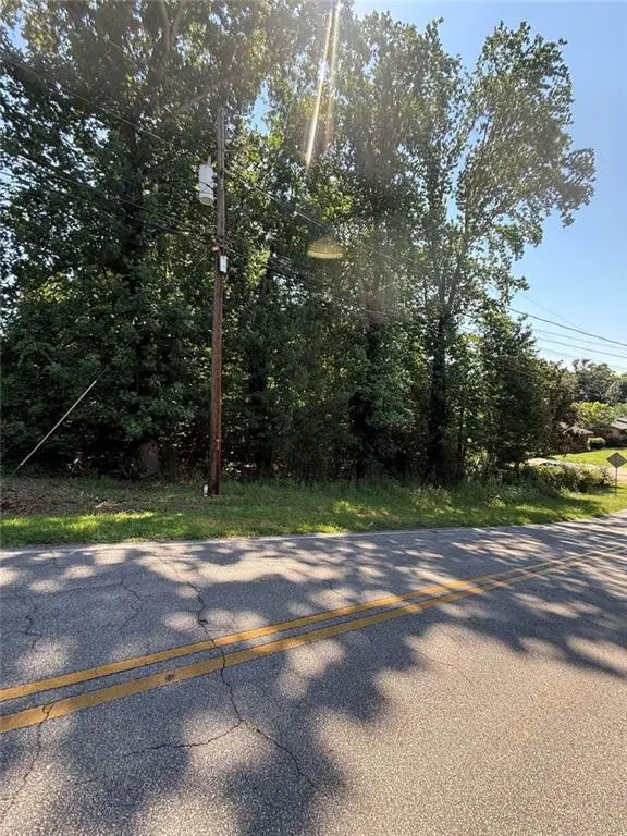 1978 Garden Drive, Gainesville, GA 30507