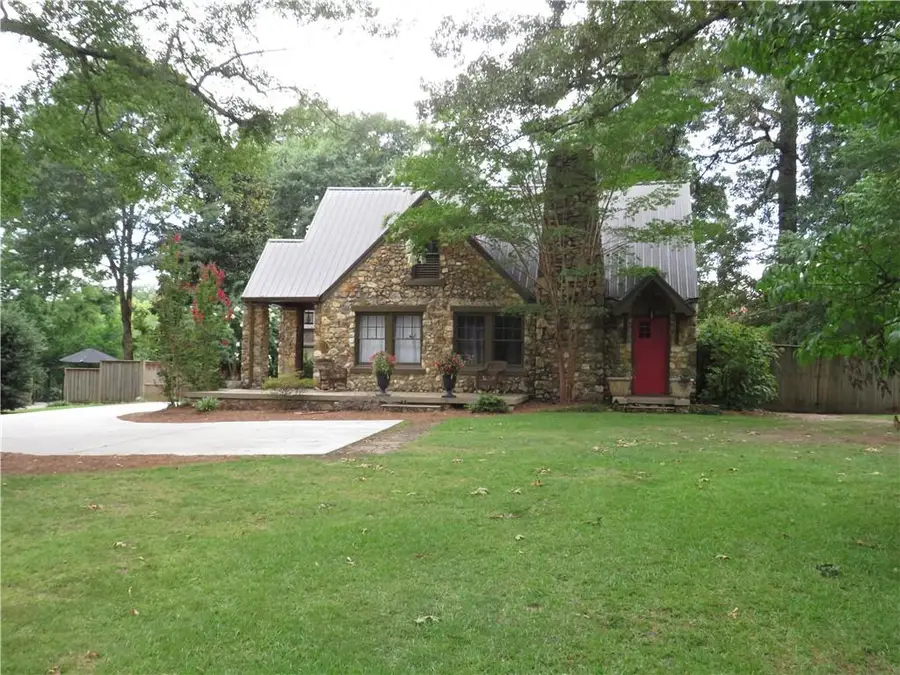 607 N College Street, Cedartown, GA 30125 - #3