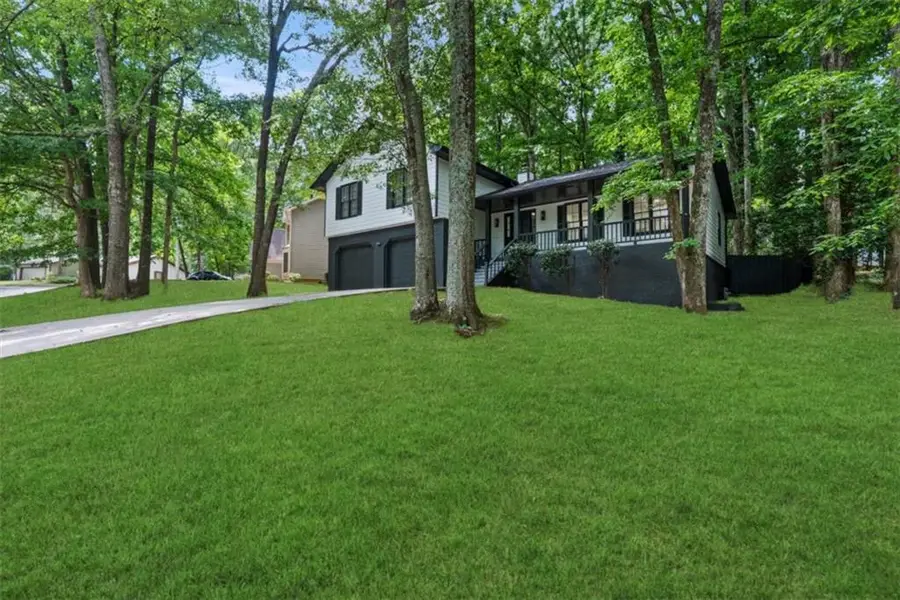 1696 Fieldgreen Overlook, Stone Mountain, GA 30088 - #3