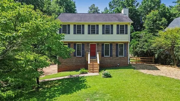 4111 Falcon Shores Court Nw, Acworth, GA 30101