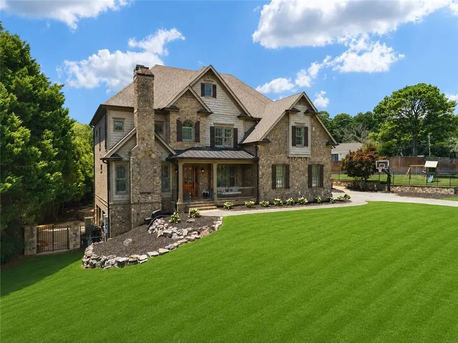 1084 West Nancy Creek Drive Ne, Atlanta, GA 30319 - #3