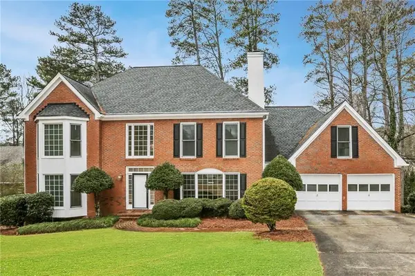 871 Chestnut Lake Drive Ne, Marietta, GA 30068