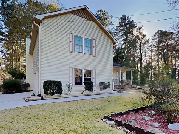 2537 Kings Pistol Court, Grayson, GA 30017