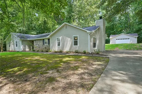 185 Starrs Mill Drive, Senoia, GA 30276