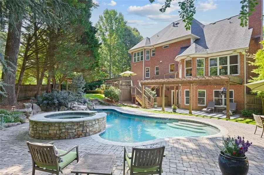 5001 Redcliff Court, Dunwoody, GA 30338 - #2