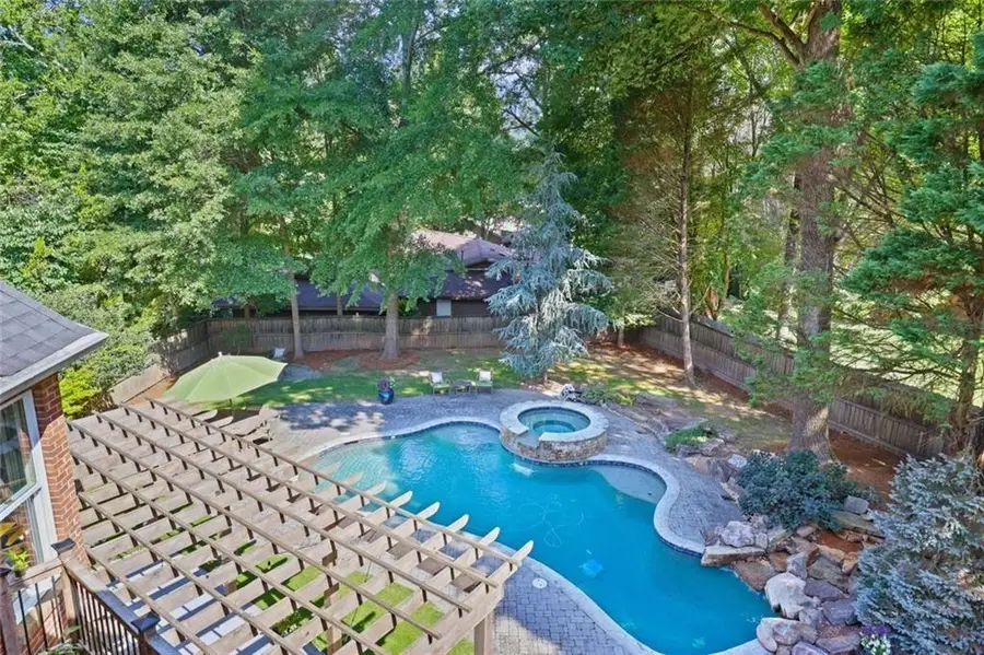 5001 Redcliff Court, Dunwoody, GA 30338 - #3