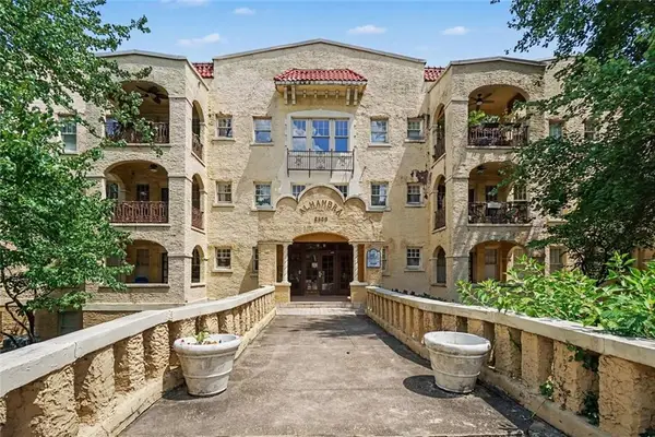 2855 Peachtree Road Ne #205, Atlanta, GA 30305