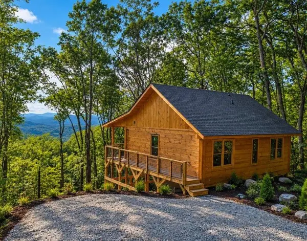 35 Davenport Court Lane, Blue Ridge, GA 30513