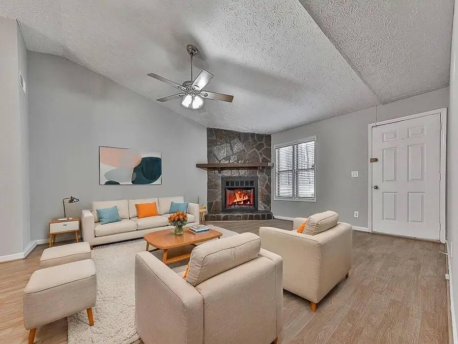 5506 Vaughn Road, Woodstock, GA 30188 - #3