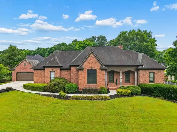 315 Savannah Place, Loganville, GA 30052
