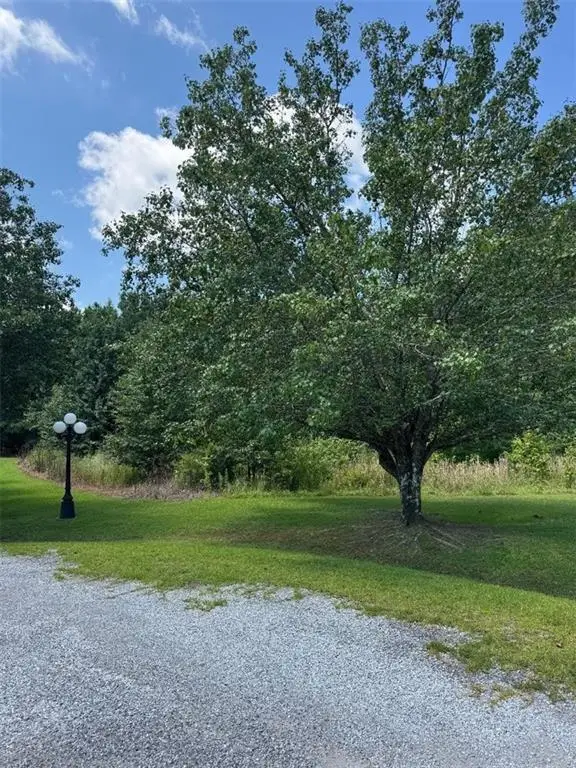 155 County Road 424, Centre, AL 35960