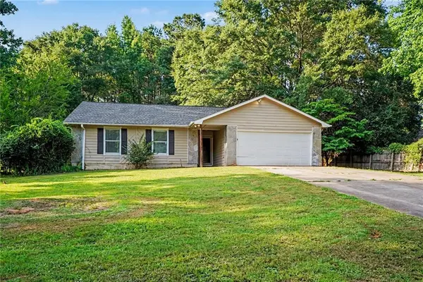 2900 Rosecommons Drive, Hampton, GA 30228