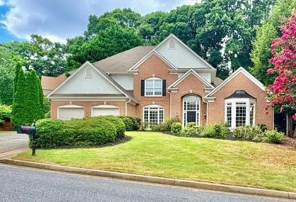 1000 Winding Bridge Way, Johns Creek, GA 30097