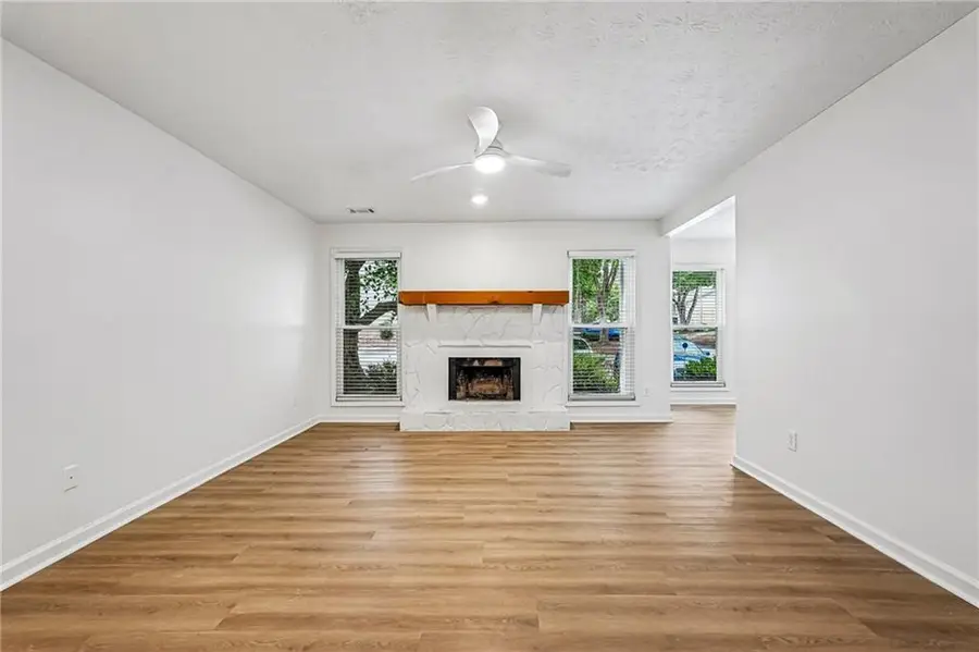 1001 Lake Pointe Circle, Roswell, GA 30075 - #2