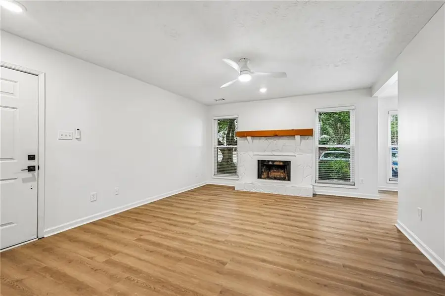 1001 Lake Pointe Circle, Roswell, GA 30075 - #3