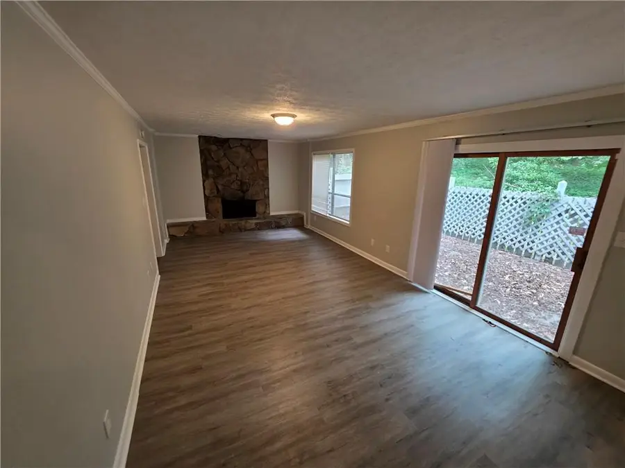 5085 Rock Glen Dr, Stone Mountain, GA 30088 - #2