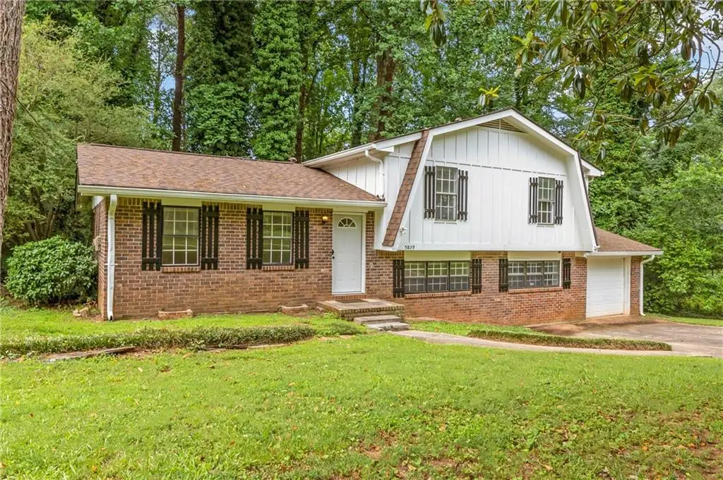 5809 Oakleaf Way, Stone Mountain, GA 30087 - #1