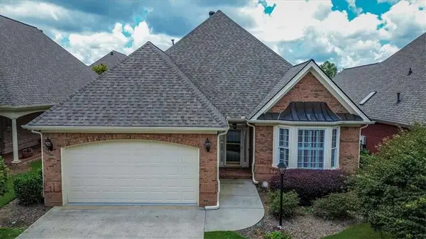 1910 Woodberry Run Drive, Snellville, GA 30078