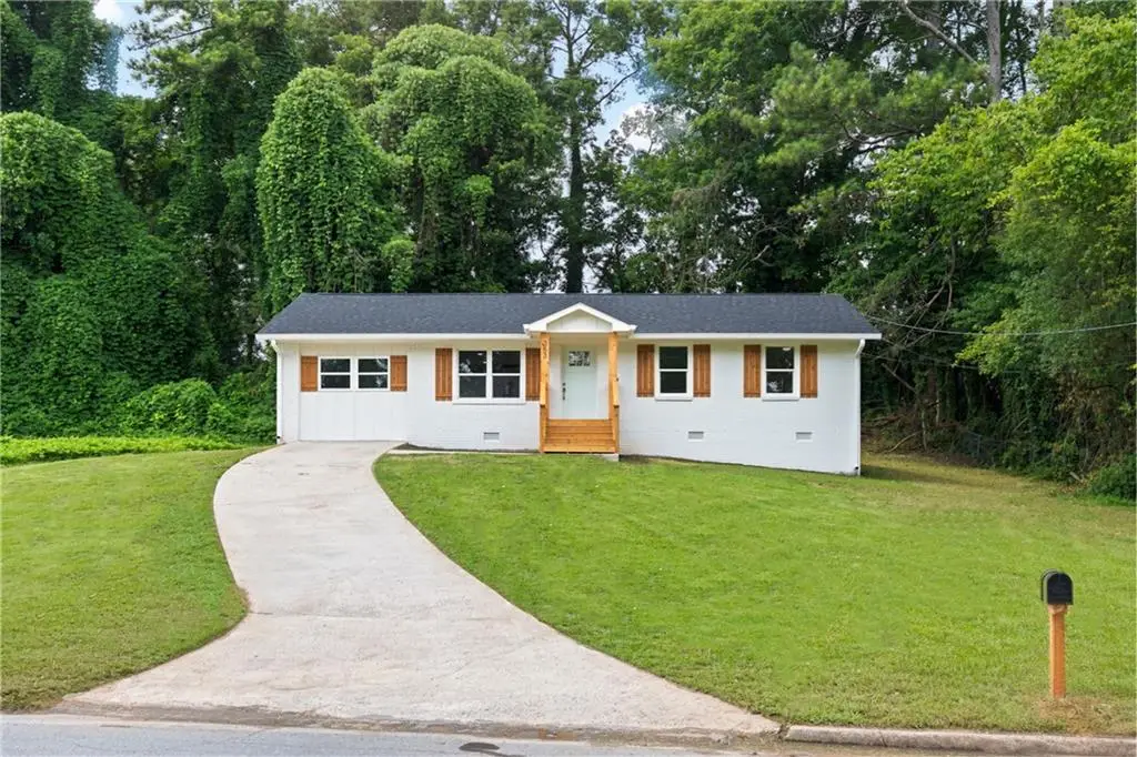 353 Roxbury Drive, Riverdale, GA 30274 - #1