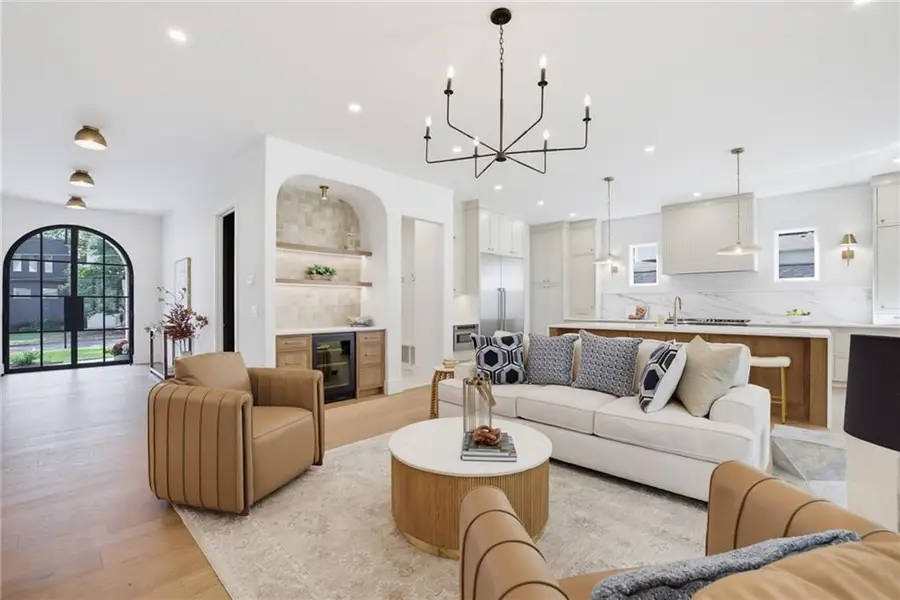 1228 Kingsley Circle Ne, Atlanta, GA 30324 - #3