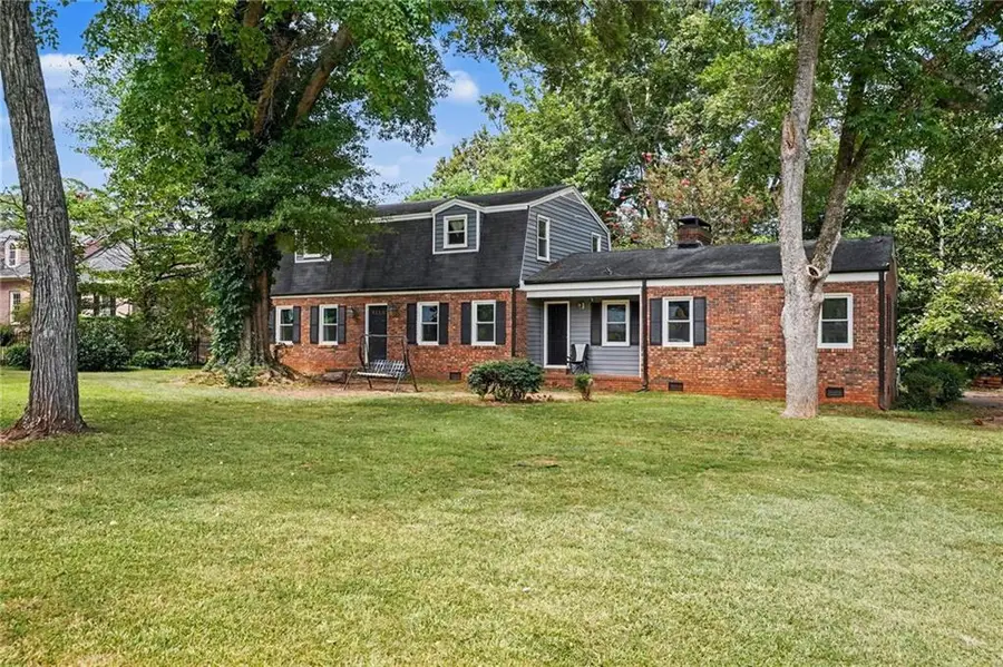 1019 E College Street, Griffin, GA 30224 - #2