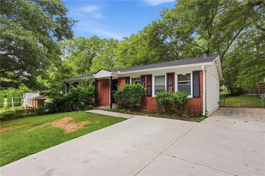341 Roxbury Drive, Riverdale, GA 30274 - #3