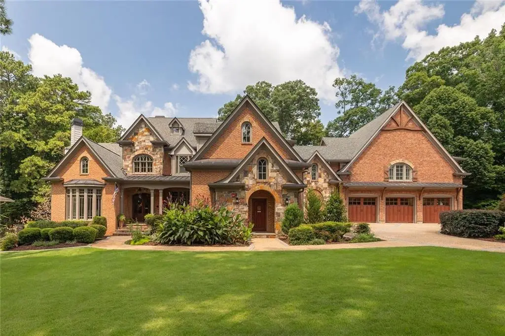 280 Old Ivy Road Ne, Atlanta, GA 30342 - #1