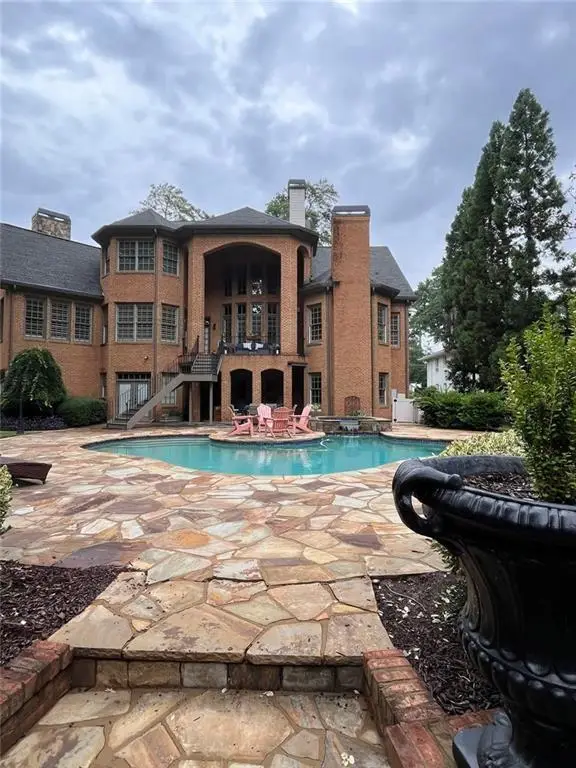280 Old Ivy Road Ne, Atlanta, GA 30342 - #2