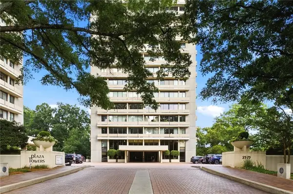 2575 Peachtree Road Ne #2E, Atlanta, GA 30305