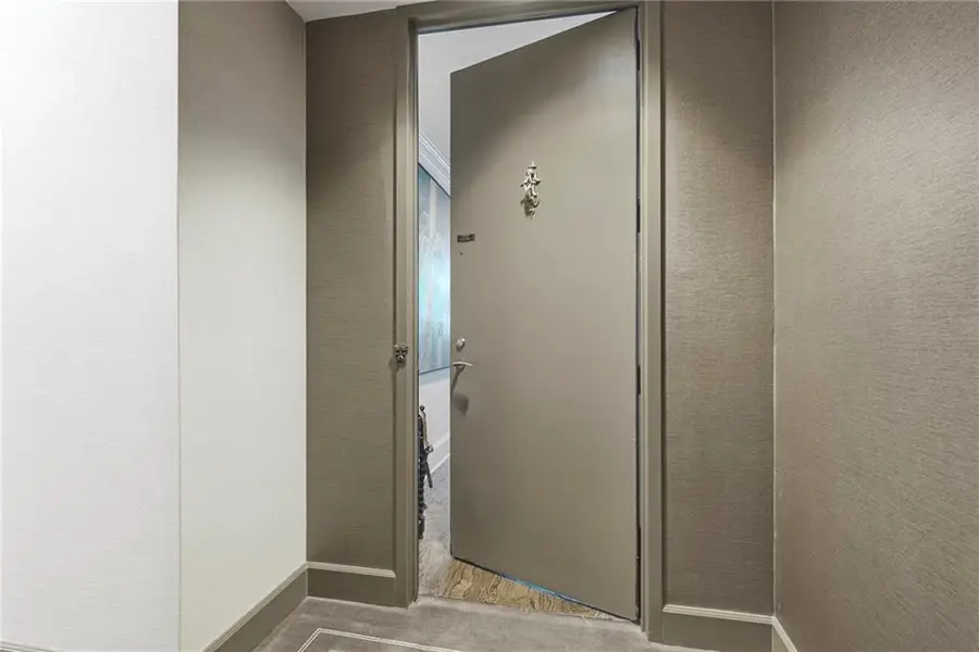 2575 Peachtree Road Ne #2E, Atlanta, GA 30305 - #2