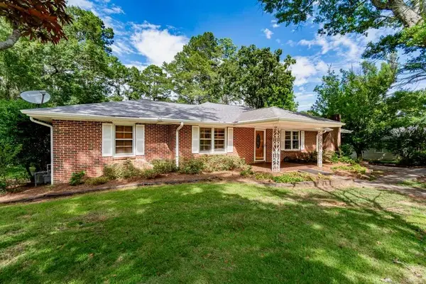 7194 Reinhardt College Parkway, Waleska, GA 30183