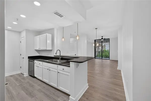 3040 Peachtree Road Nw #313, Atlanta, GA 30305