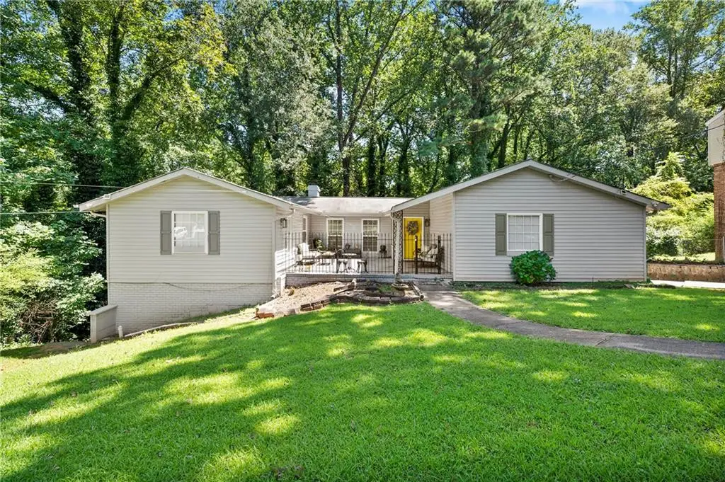 476 S Susan Creek Drive, Stone Mountain, GA 30083 - #1