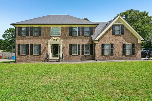 2588 Hickory Cove Sw, Lilburn, GA 30047