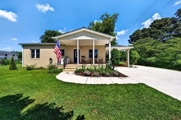 305 Jefferson Street, Statham, GA 30666
