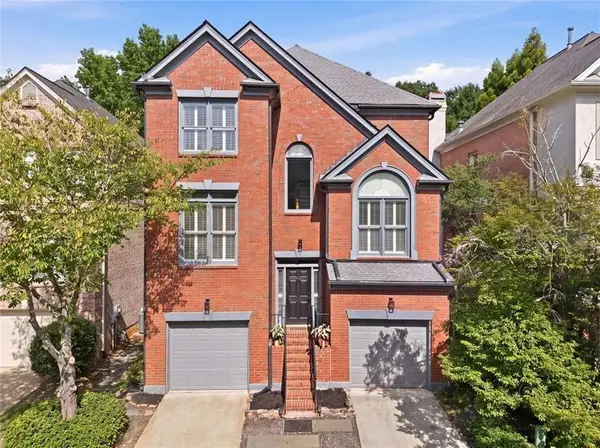 2482 Manor Walk, Decatur, GA 30030