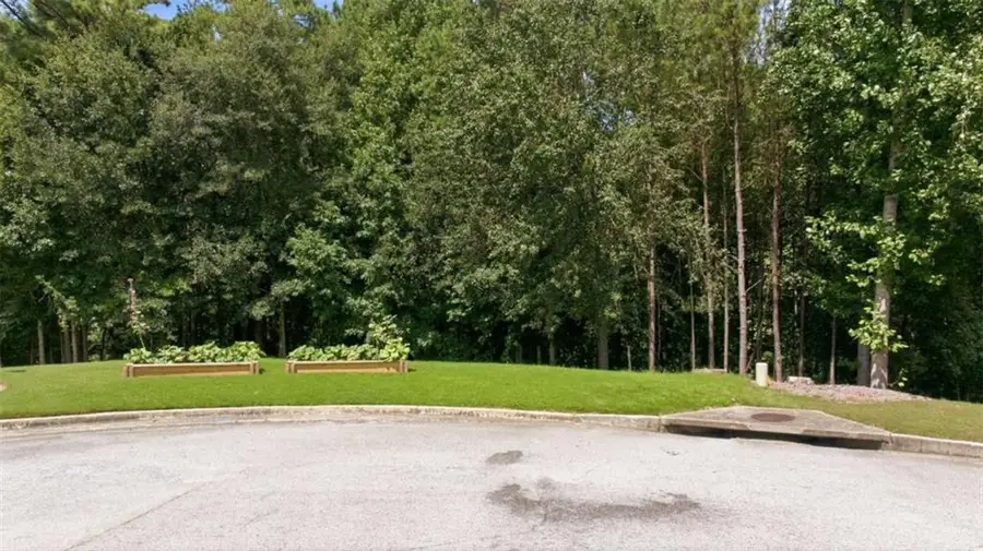4860 Wildlife Way, Flowery Branch, GA 30542 - #2