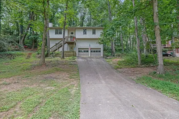 131 Little Brook Drive, Woodstock, GA 30188