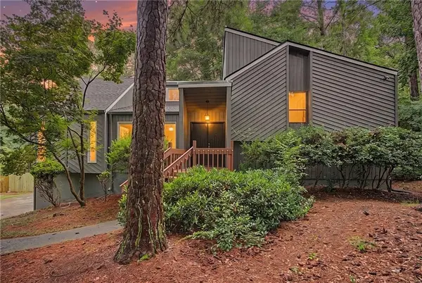 10780 Shagbark Trail, Roswell, GA 30075