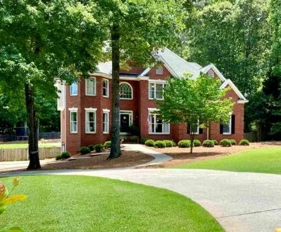 405 Island Cove Drive, Newnan, GA 30263