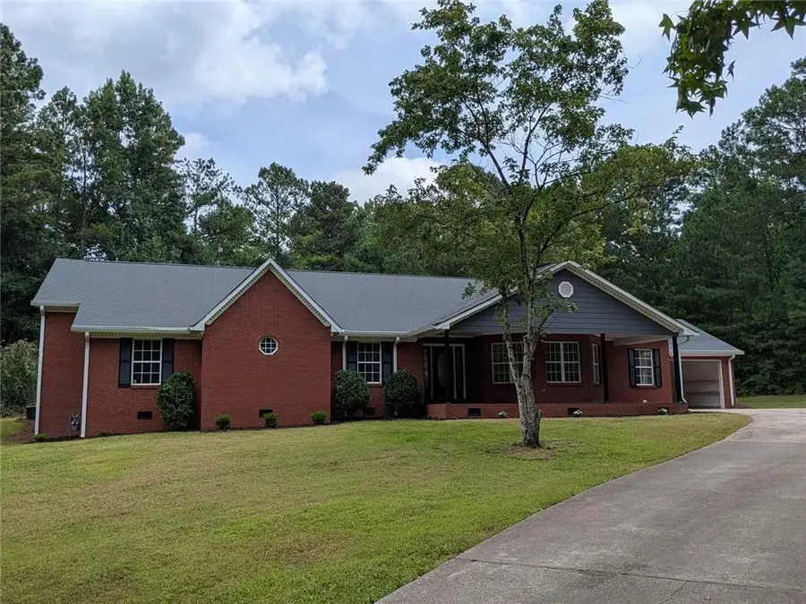 2165 Bakers Bridge Road, Douglasville, GA 30134 - #2