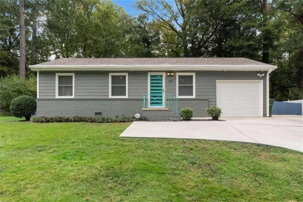 1608 Bridgeport Drive Nw, Atlanta, GA 30318 - #1
